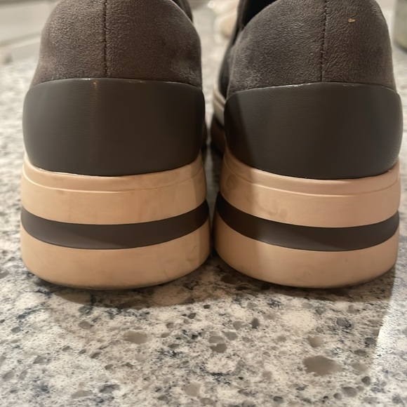 Clark’s CloudSteppers Slip On Sneaker Size 8 gray - Picture 10 of 12